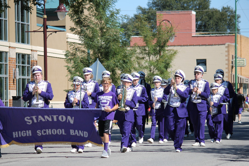 Stanton Community Schools Stanton Band Participates in ShenFest Parade!